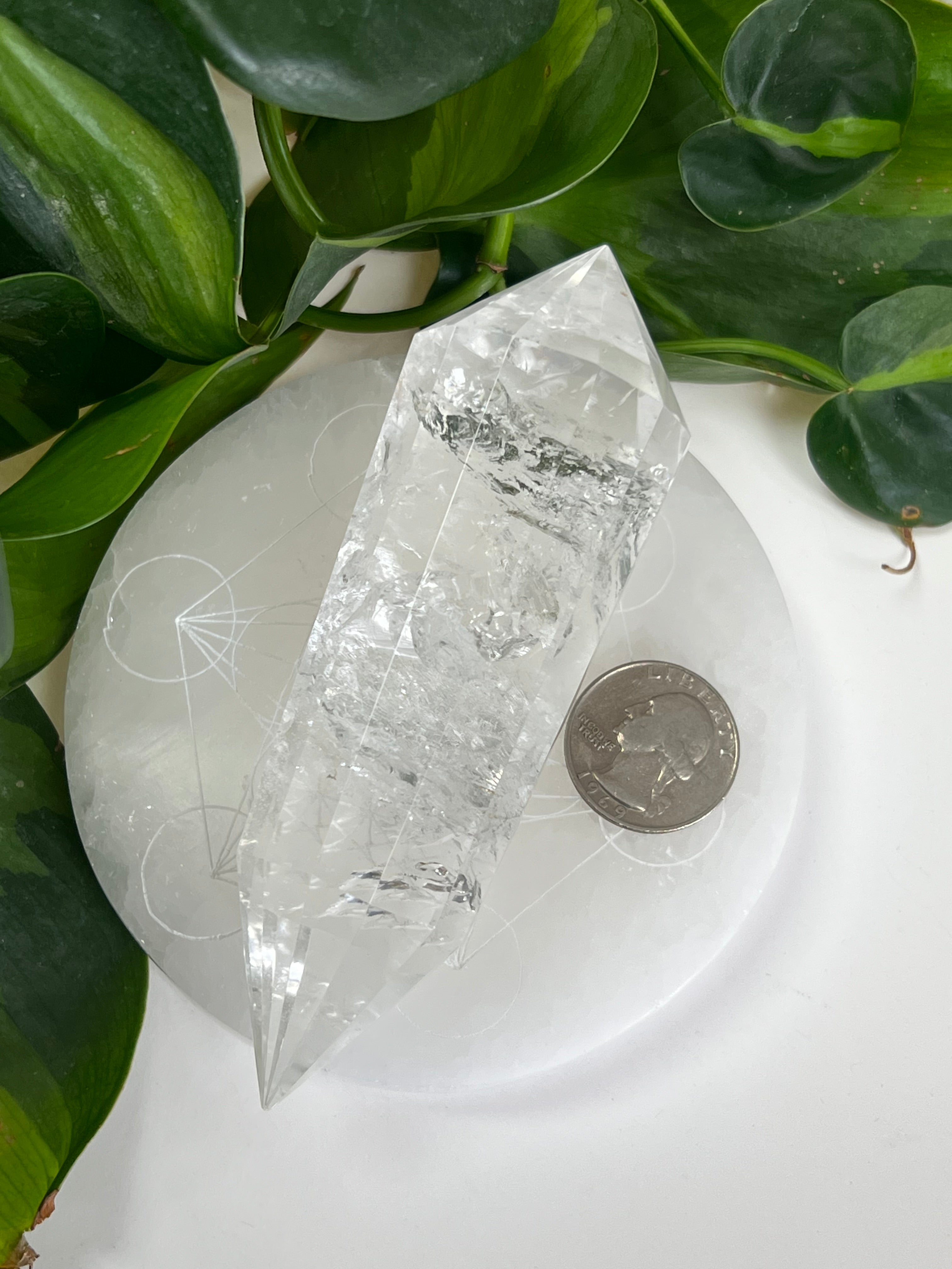 Vogel Cut Quartz Wand