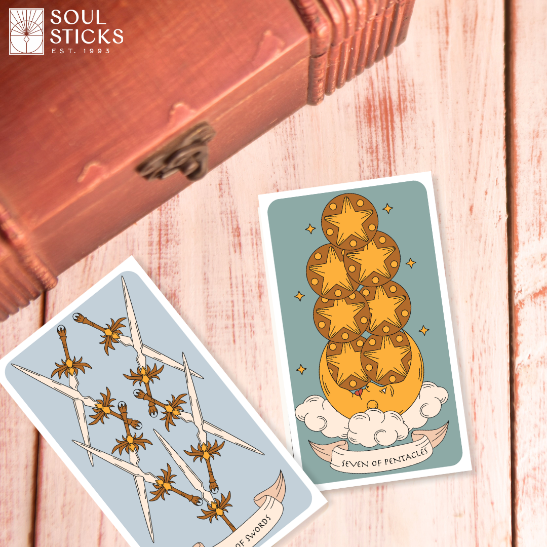 The Modern Tarot card close-up