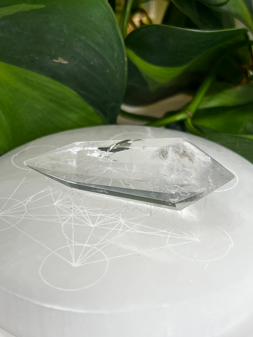 Vogel Cut Quartz Wand