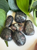 Tumbled Spinel in Matrix